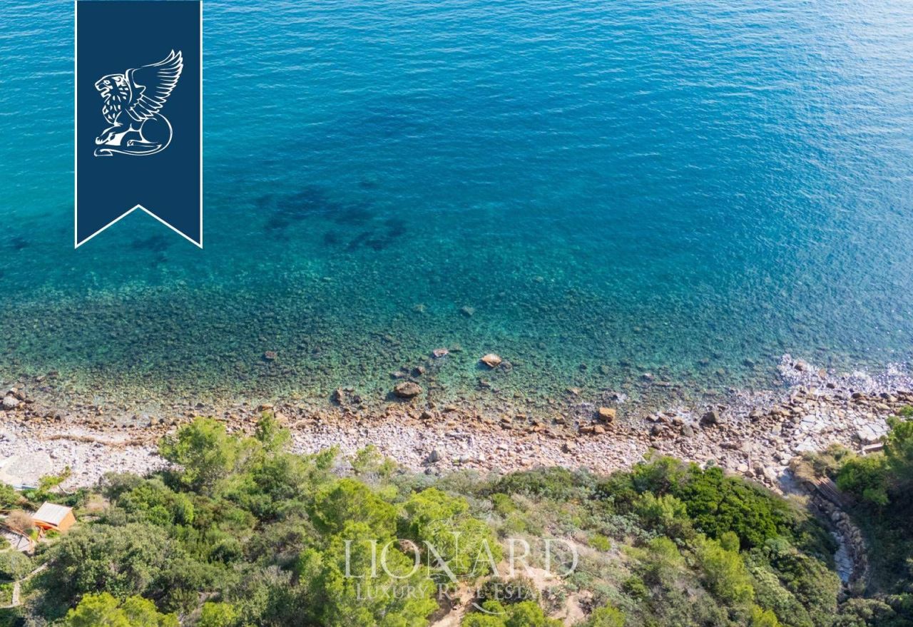 Вилла в Монте-Арджентарио, Италия, 350 м² - фото 8