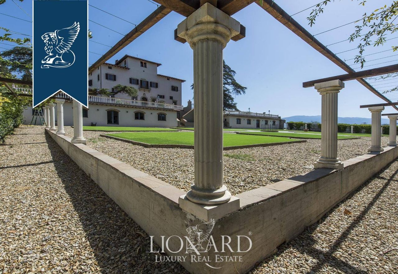 Вилла во Флоренции, Италия, 2 100 м² - фото 10