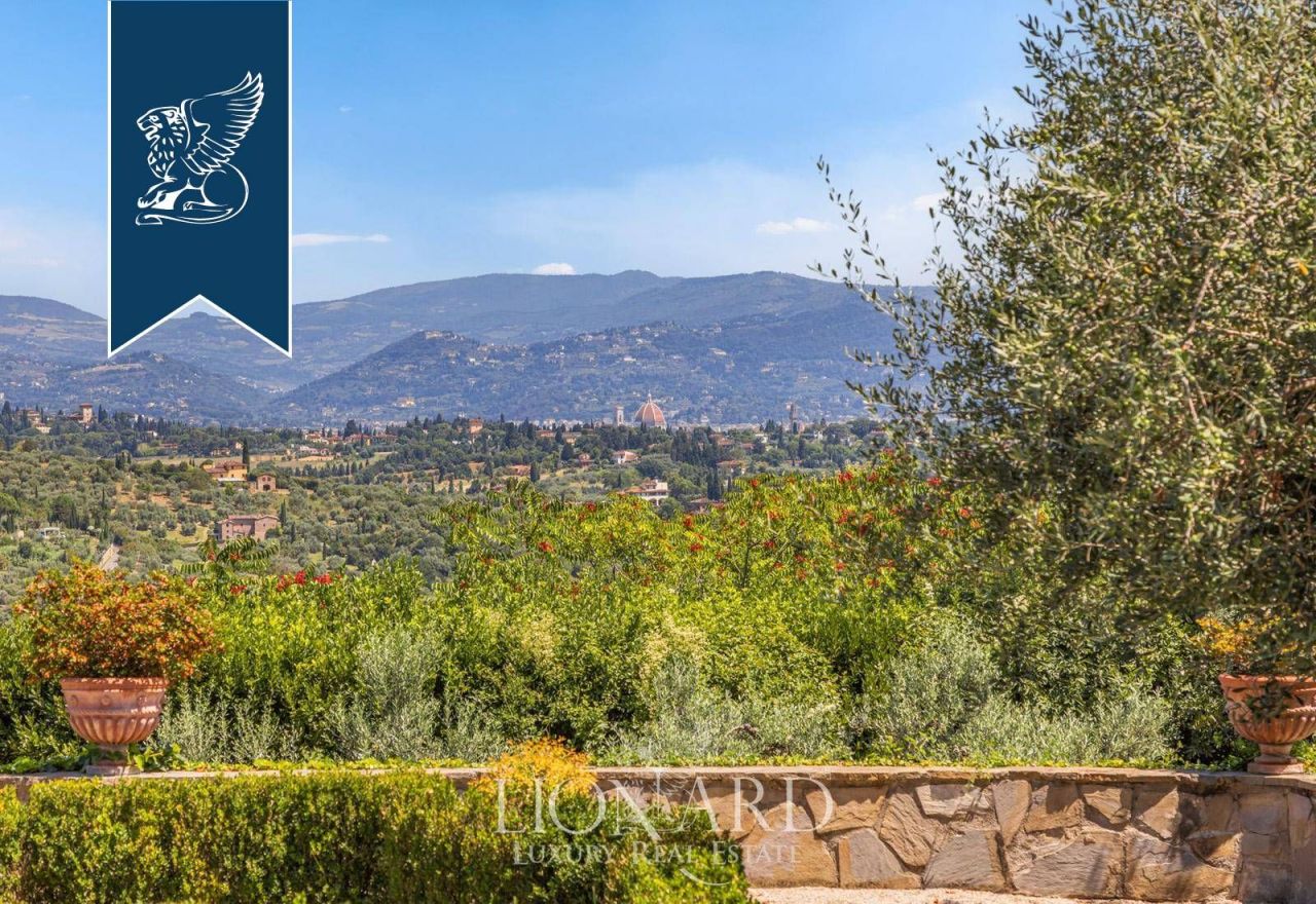 Вилла во Флоренции, Италия, 715 м² - фото 11