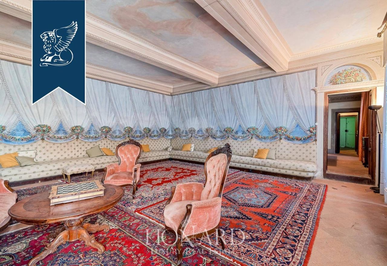 Вилла в Лукке, Италия, 1 700 м² - фото 12