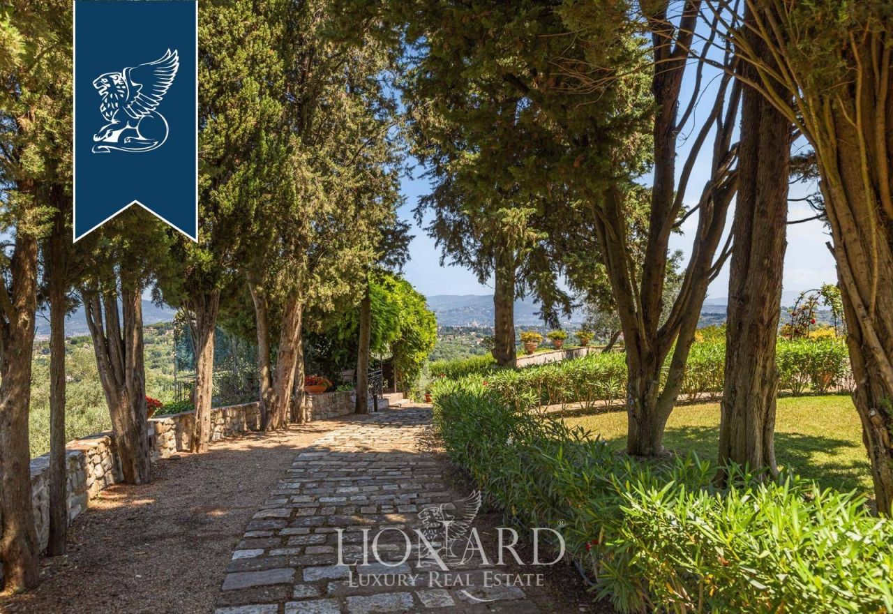 Вилла во Флоренции, Италия, 715 м² - фото 13