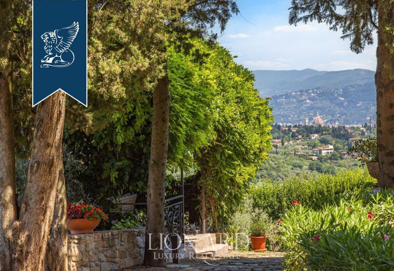 Вилла во Флоренции, Италия, 715 м² - фото 14