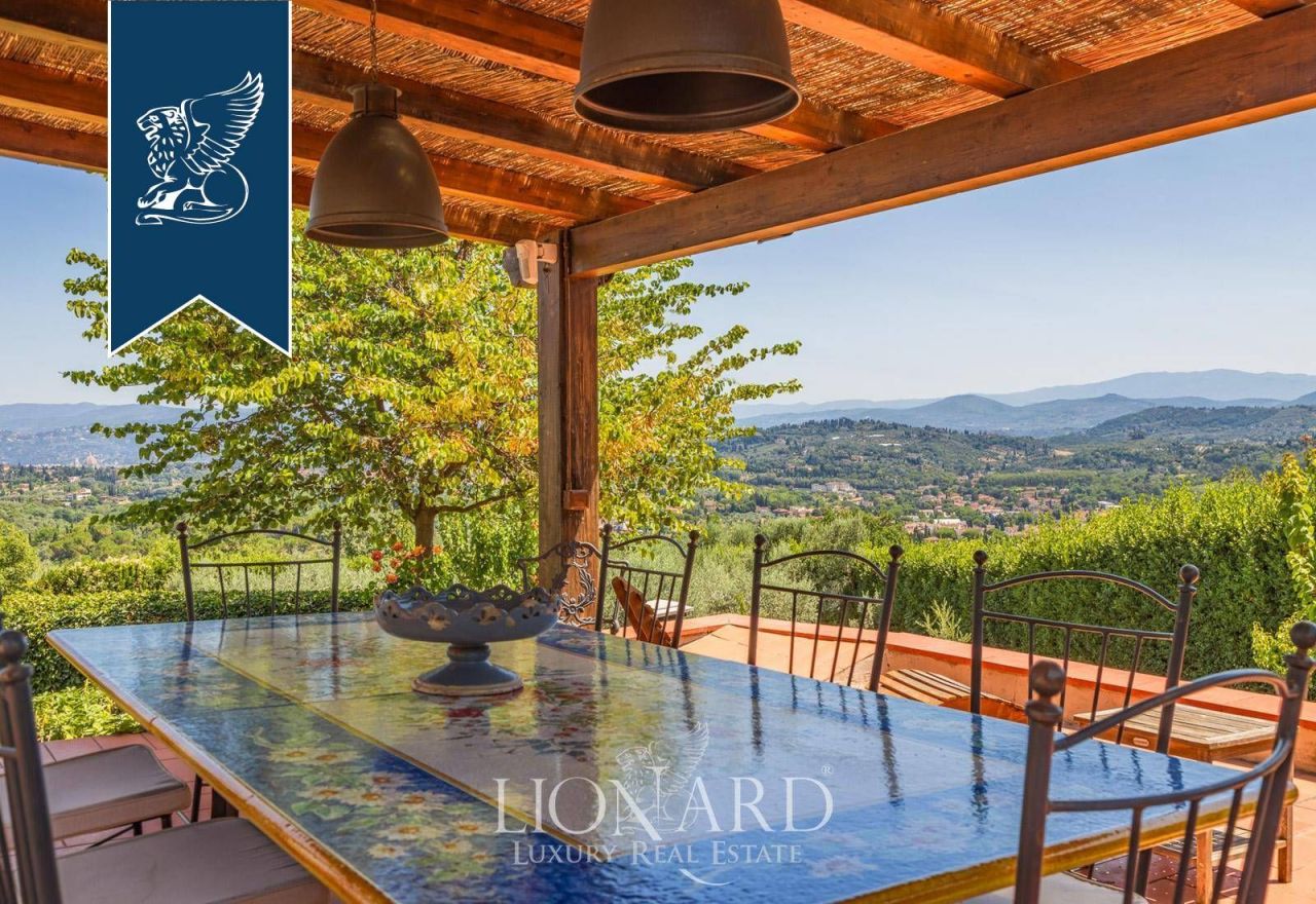Вилла во Флоренции, Италия, 715 м² - фото 17