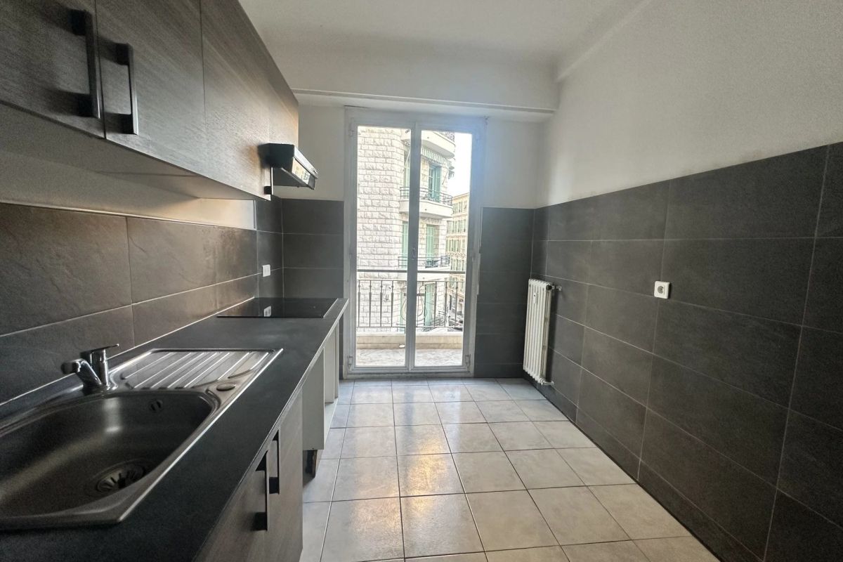 Апартаменты в Ницце, Франция, 98 м² - фото 6