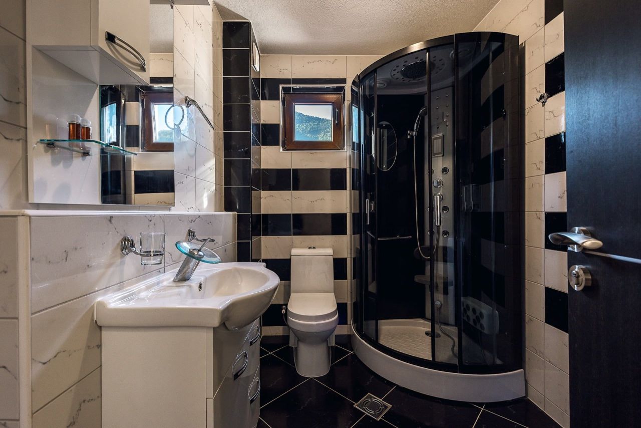 Квартира в Будве, Черногория, 51 м² - фото 15