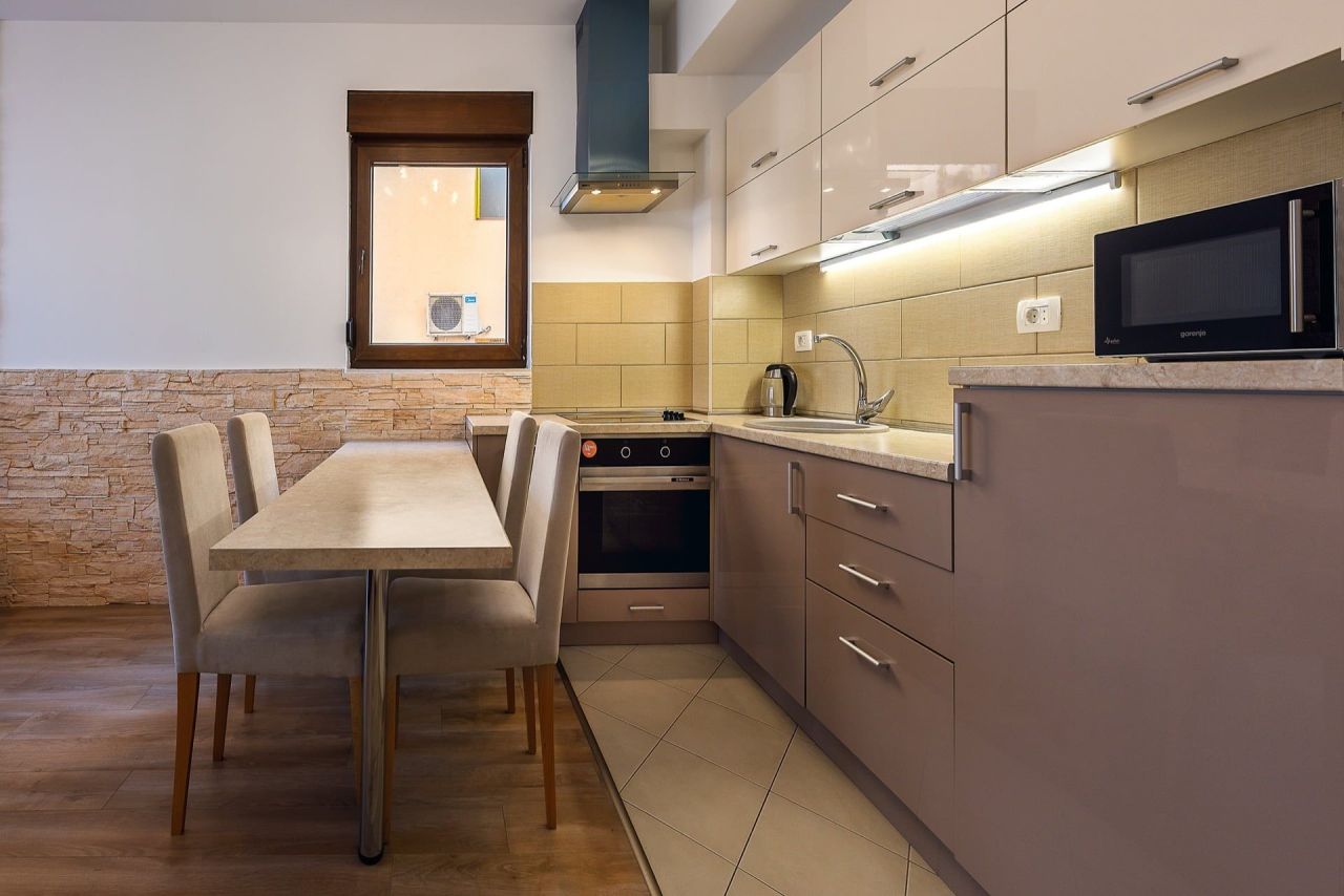 Квартира в Будве, Черногория, 51 м² - фото 12