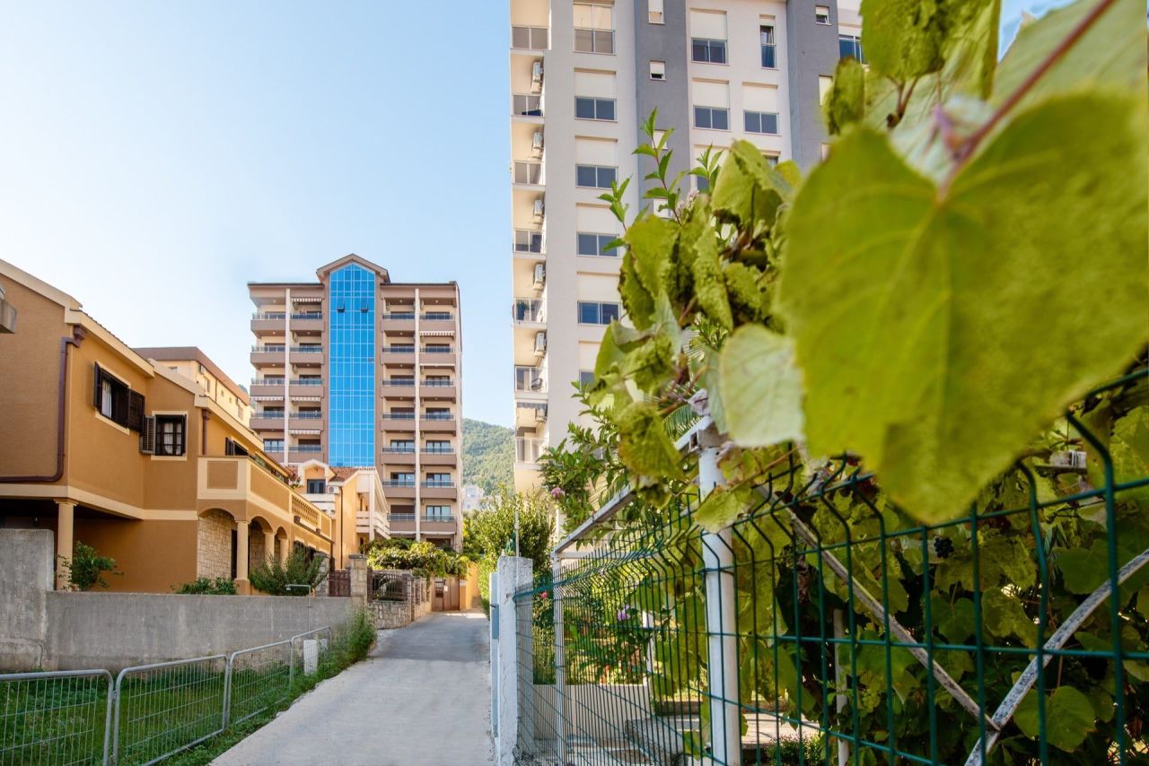 Квартира в Будве, Черногория, 51 м² - фото 3