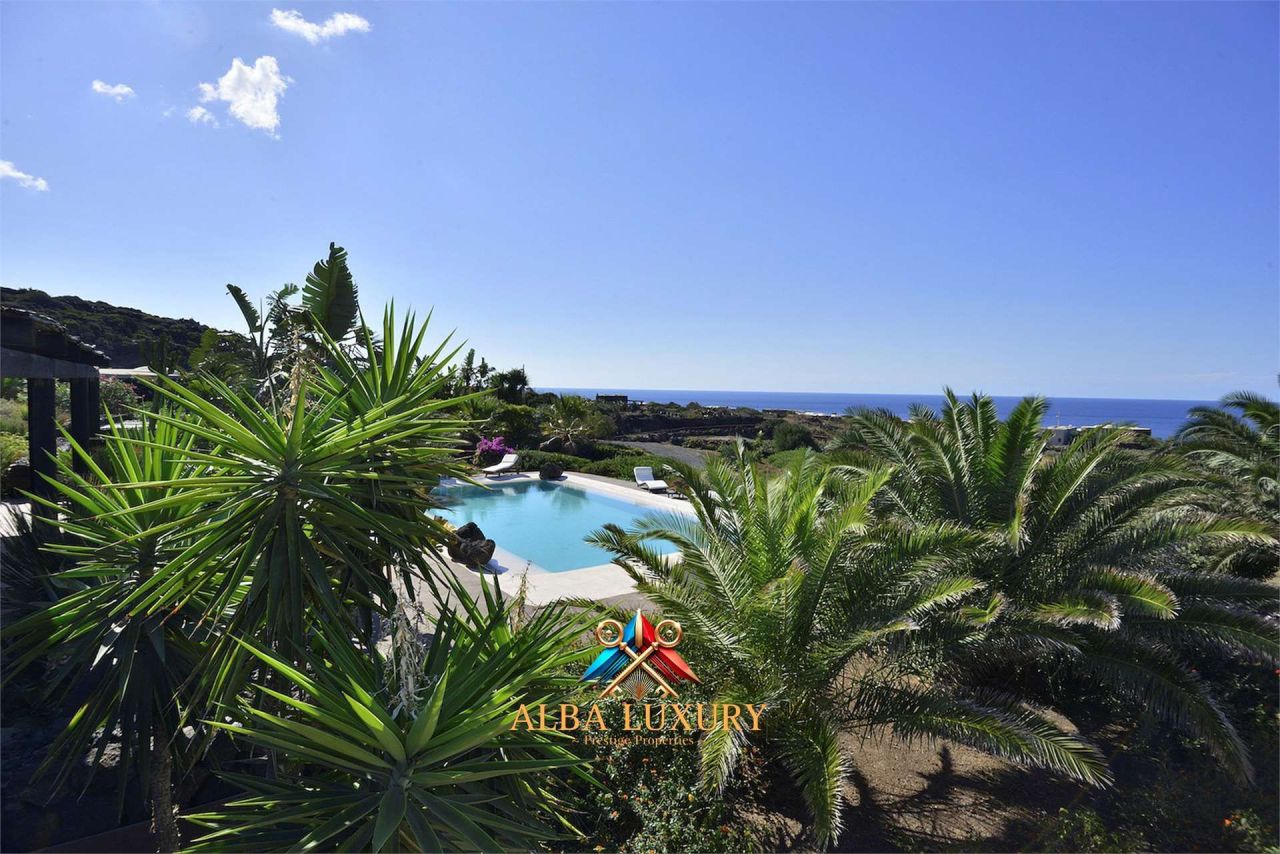 Вилла на о-ве Пантеллерия, Италия, 770 м² - фото 8