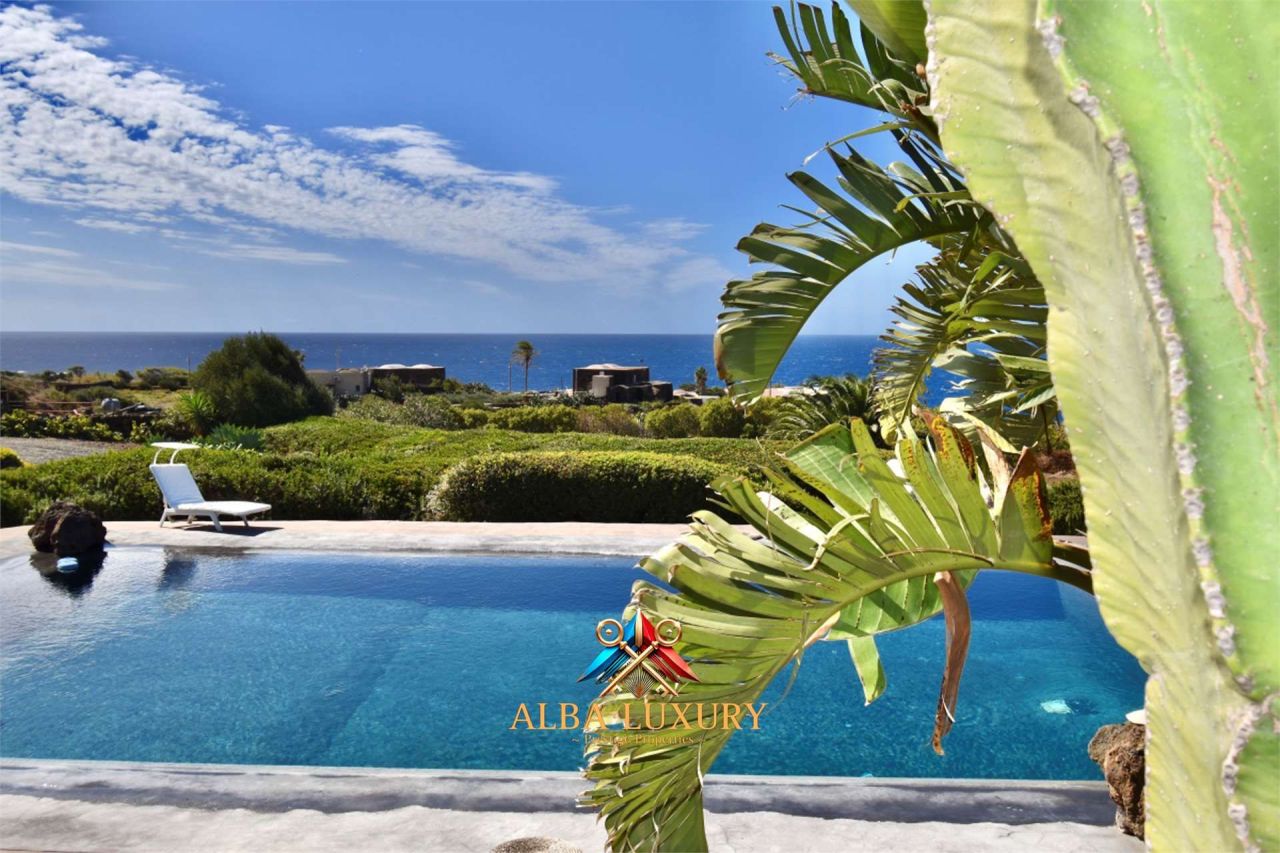 Вилла на о-ве Пантеллерия, Италия, 770 м² - фото 11