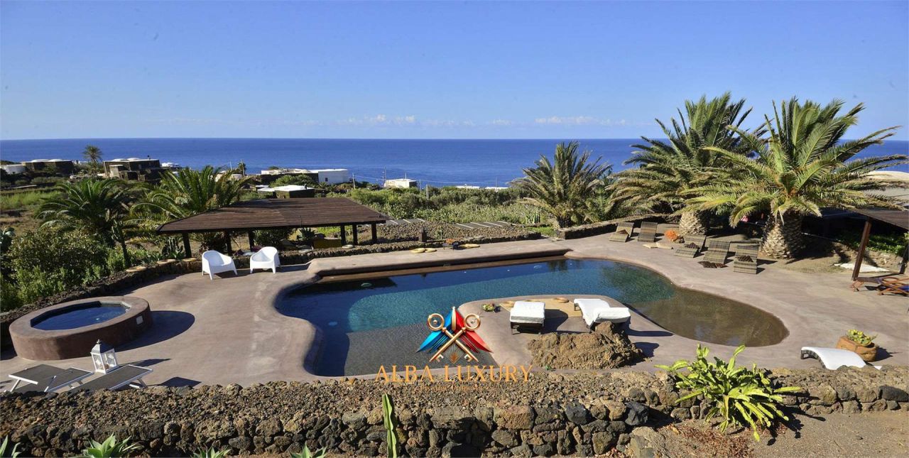 Вилла на о-ве Пантеллерия, Италия, 770 м² - фото 15