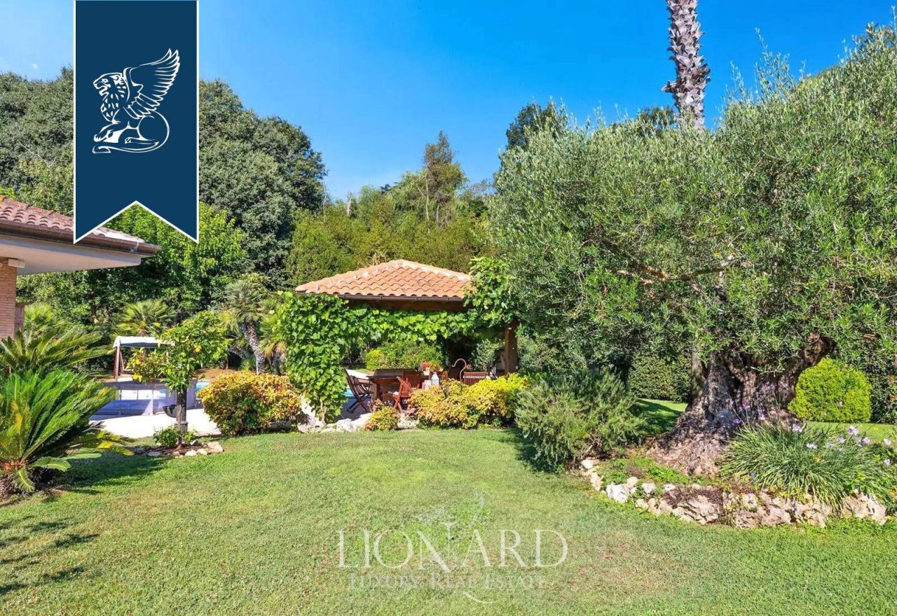 Вилла в Риме, Италия, 500 м² - фото 9