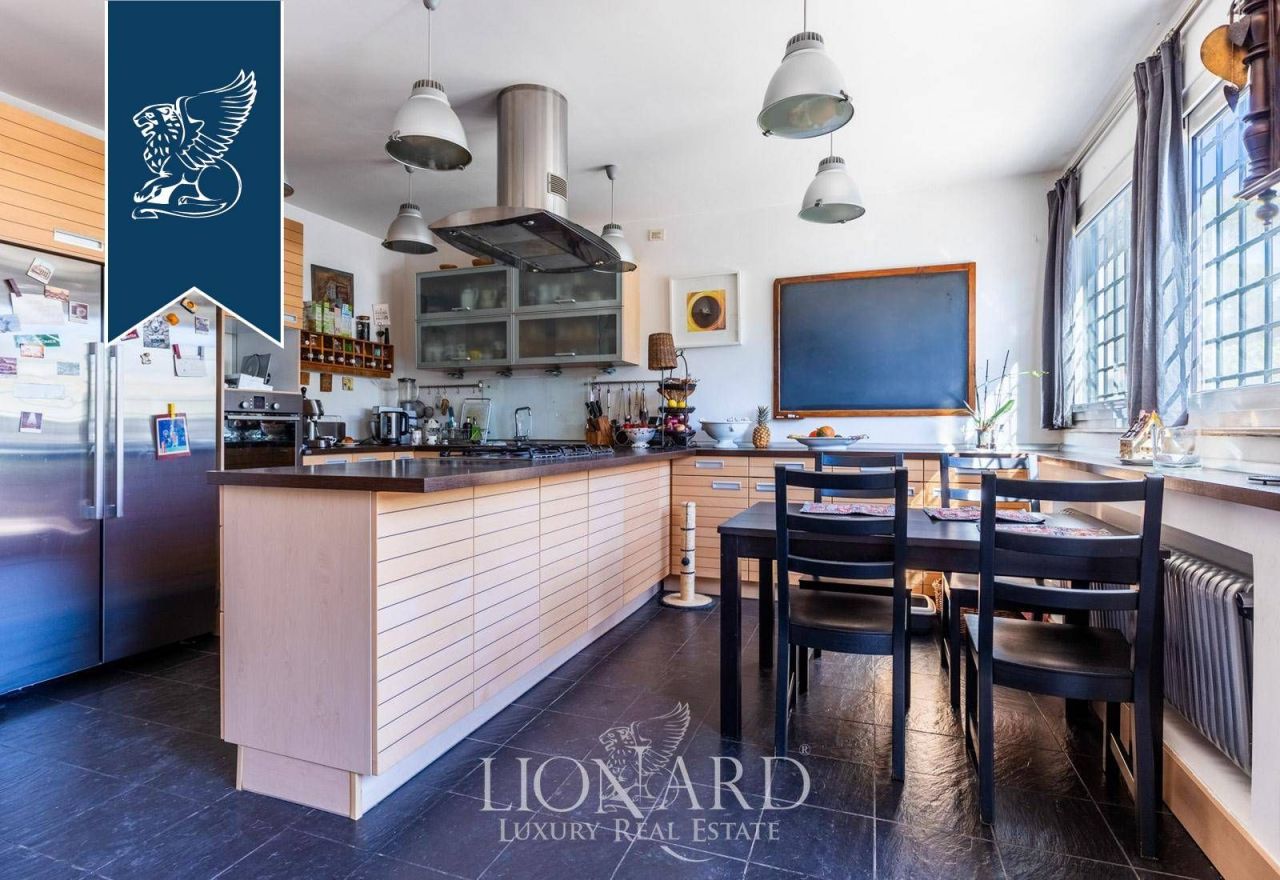 Вилла в Риме, Италия, 500 м² - фото 17