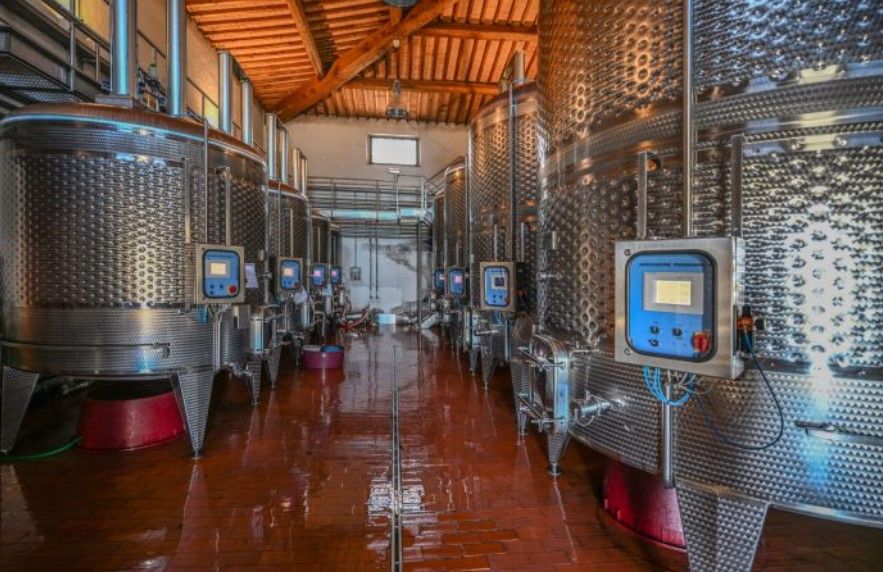 Производство в Ареццо, Италия, 2 270 м² - фото 2