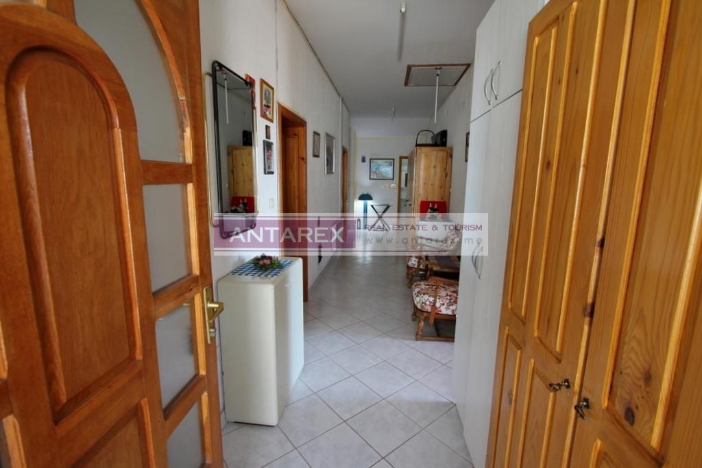 Вилла в Биеле, Черногория, 343 м² - фото 11