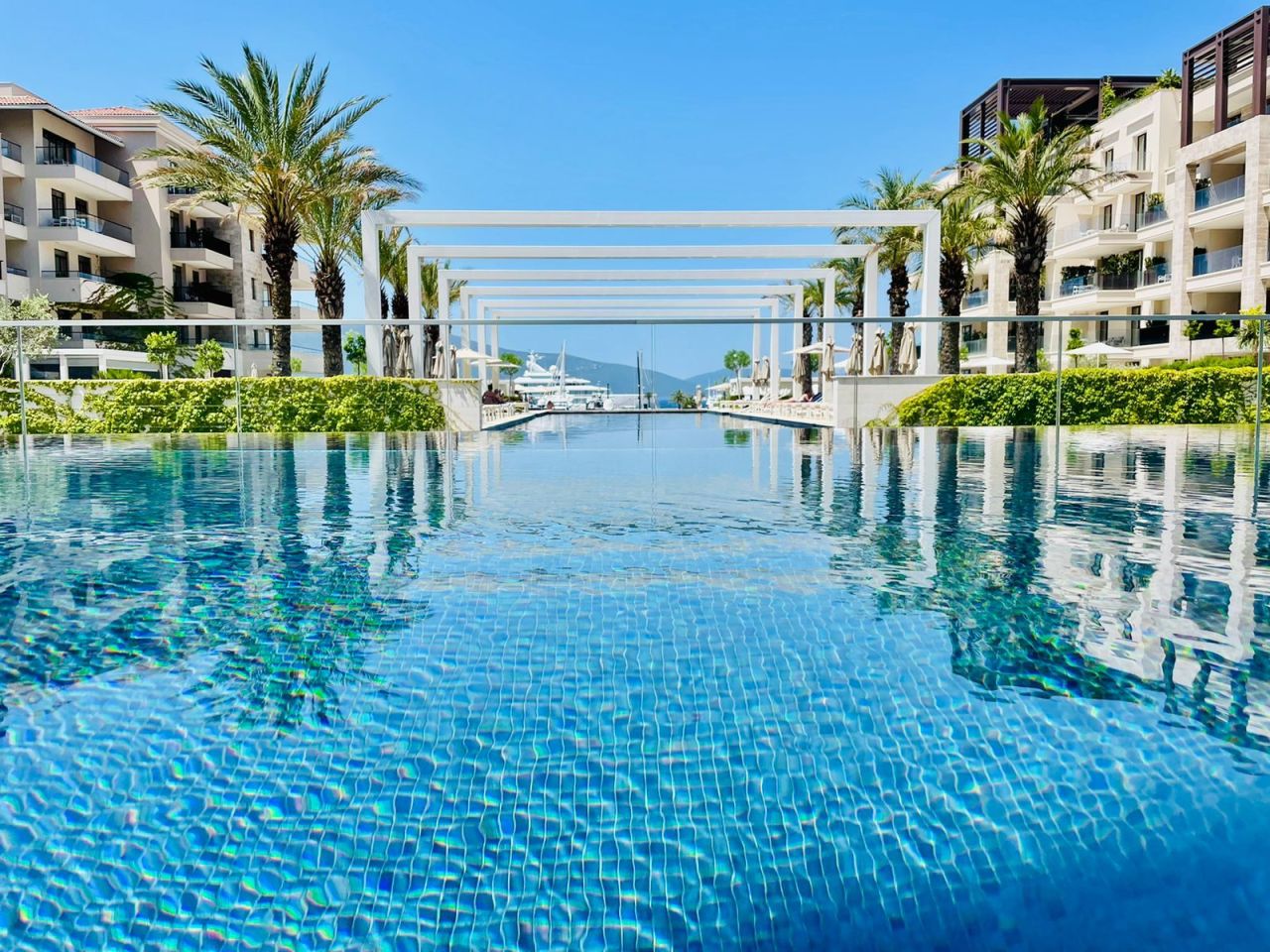 Квартира в Тивате, Черногория, 146 м² - фото 18