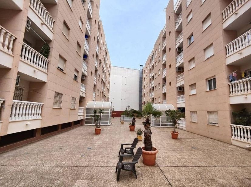 Апартаменты в Торревьехе, Испания, 60 м² - фото 17