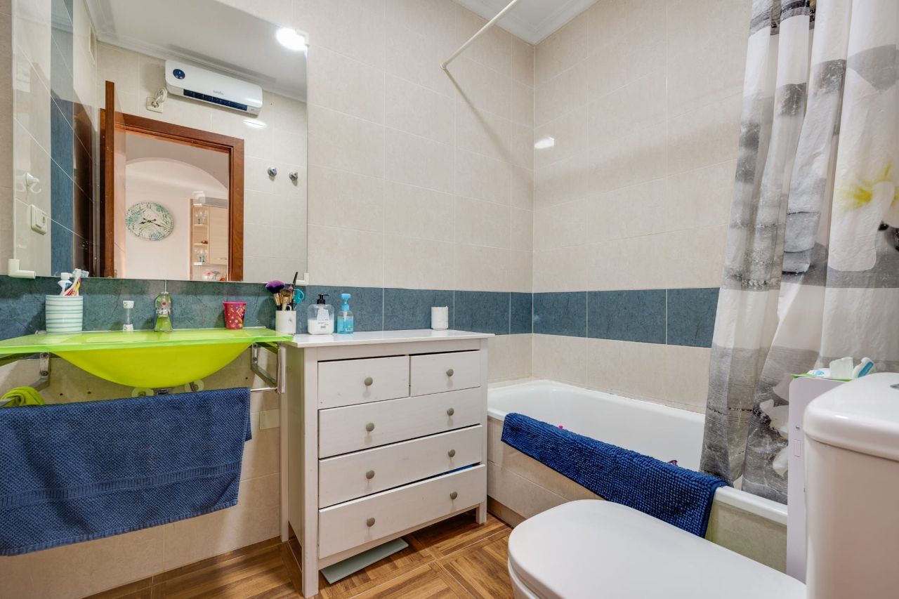 Апартаменты в Торревьехе, Испания, 69 м² - фото 9