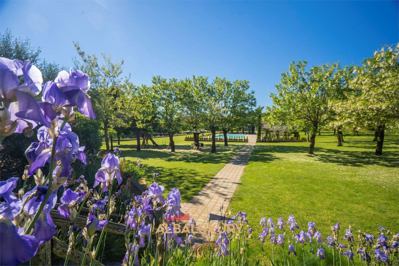 Вилла Via di moncioni, Италия, 1 600 м² - фото 8