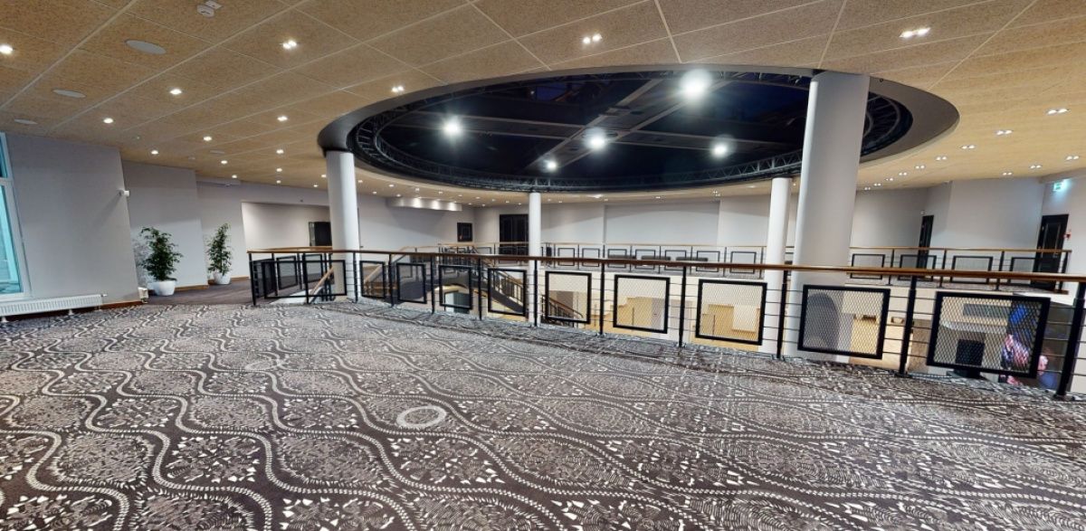 Коммерческая недвижимость в Риге, Латвия, 2 094 м² - фото 2