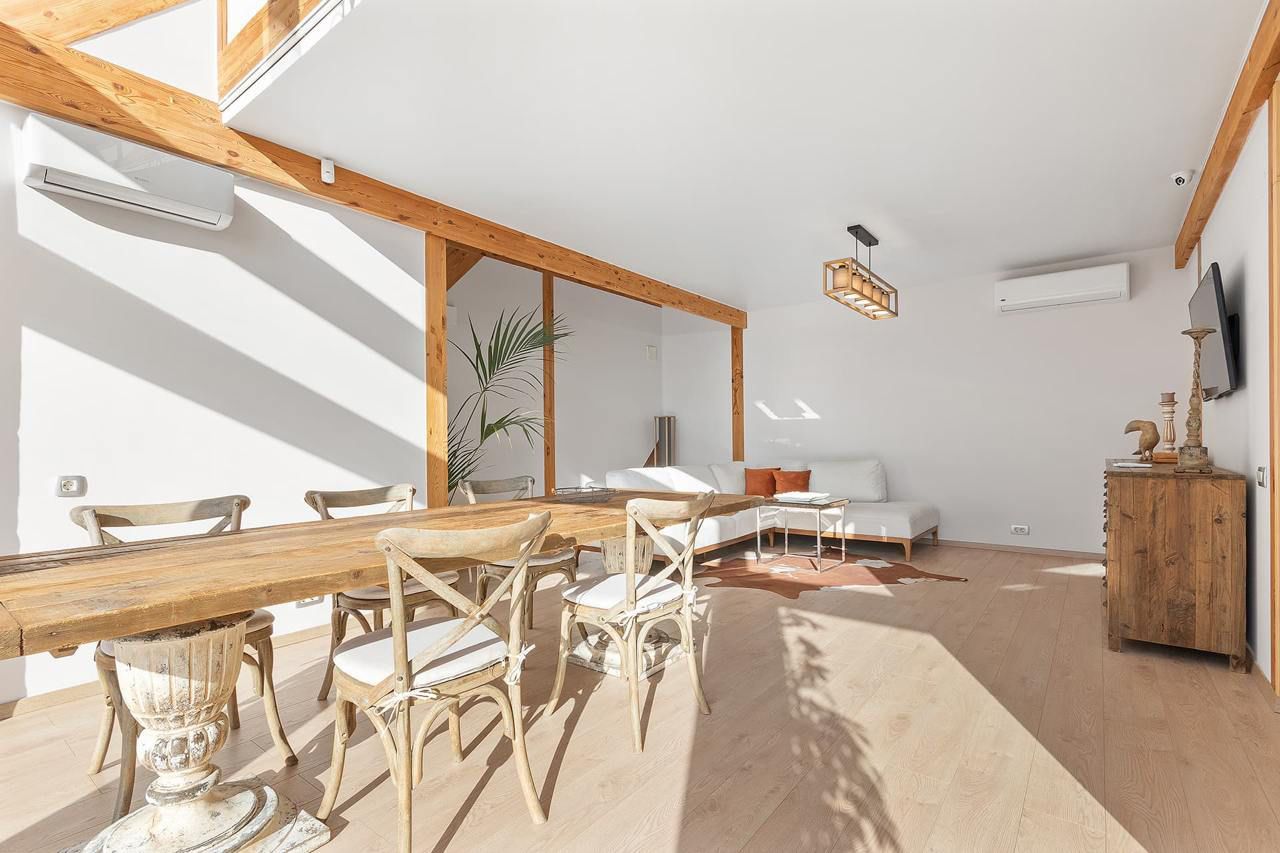 Дом в Тивате, Черногория, 220 м² - фото 4