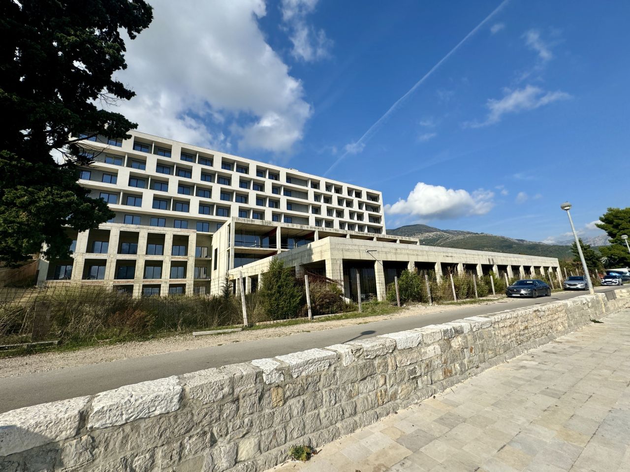 Отель, гостиница в Херцег-Нови, Черногория, 16 800 м² - фото 8