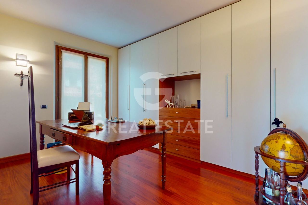 Дом в Кастильоне-дель-Лаго, Италия, 368.65 м² - фото 14