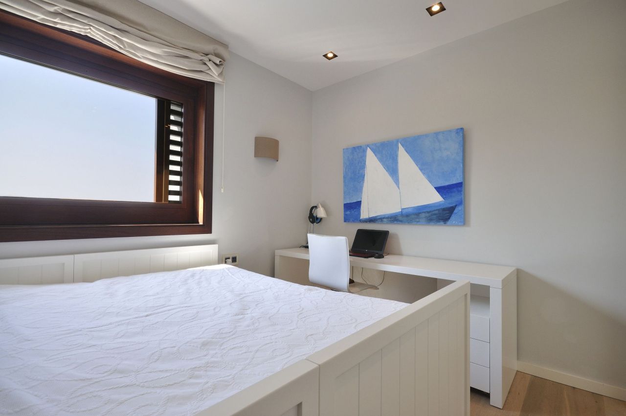 Вилла в Сант-Андреу, Испания, 700 м² - фото 11