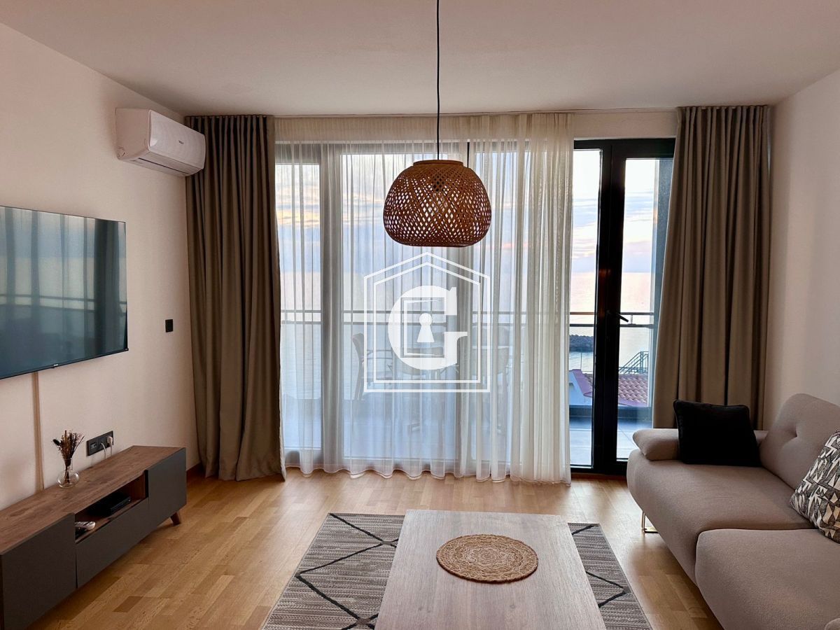 Апартаменты в Святом Стефане, Черногория, 67 м² - фото 4