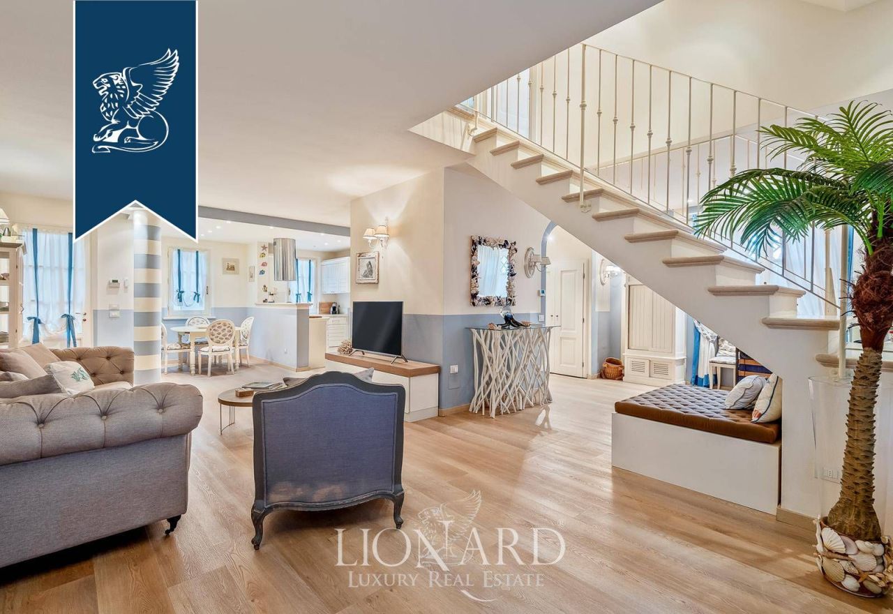 Вилла в Форте деи Марми, Италия, 175 м² - фото 4