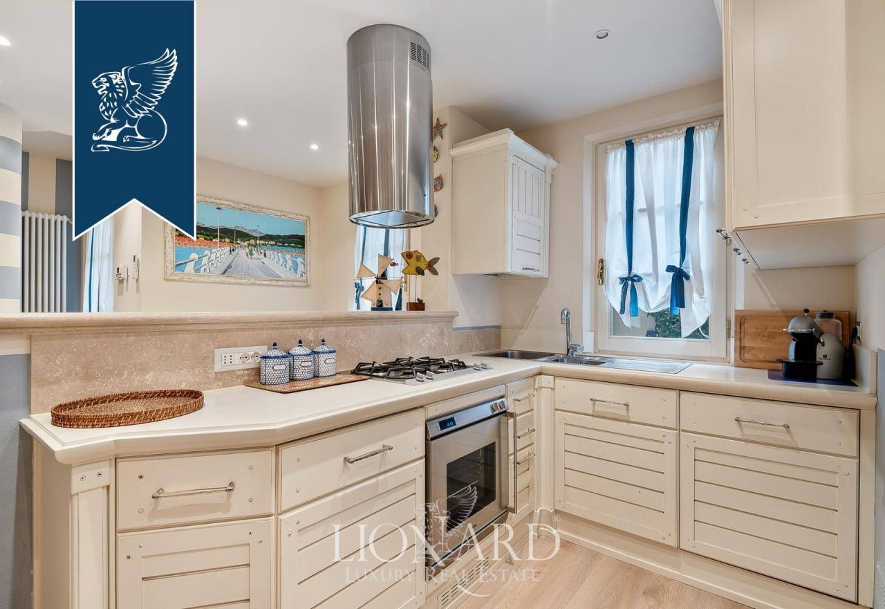 Вилла в Форте деи Марми, Италия, 175 м² - фото 6