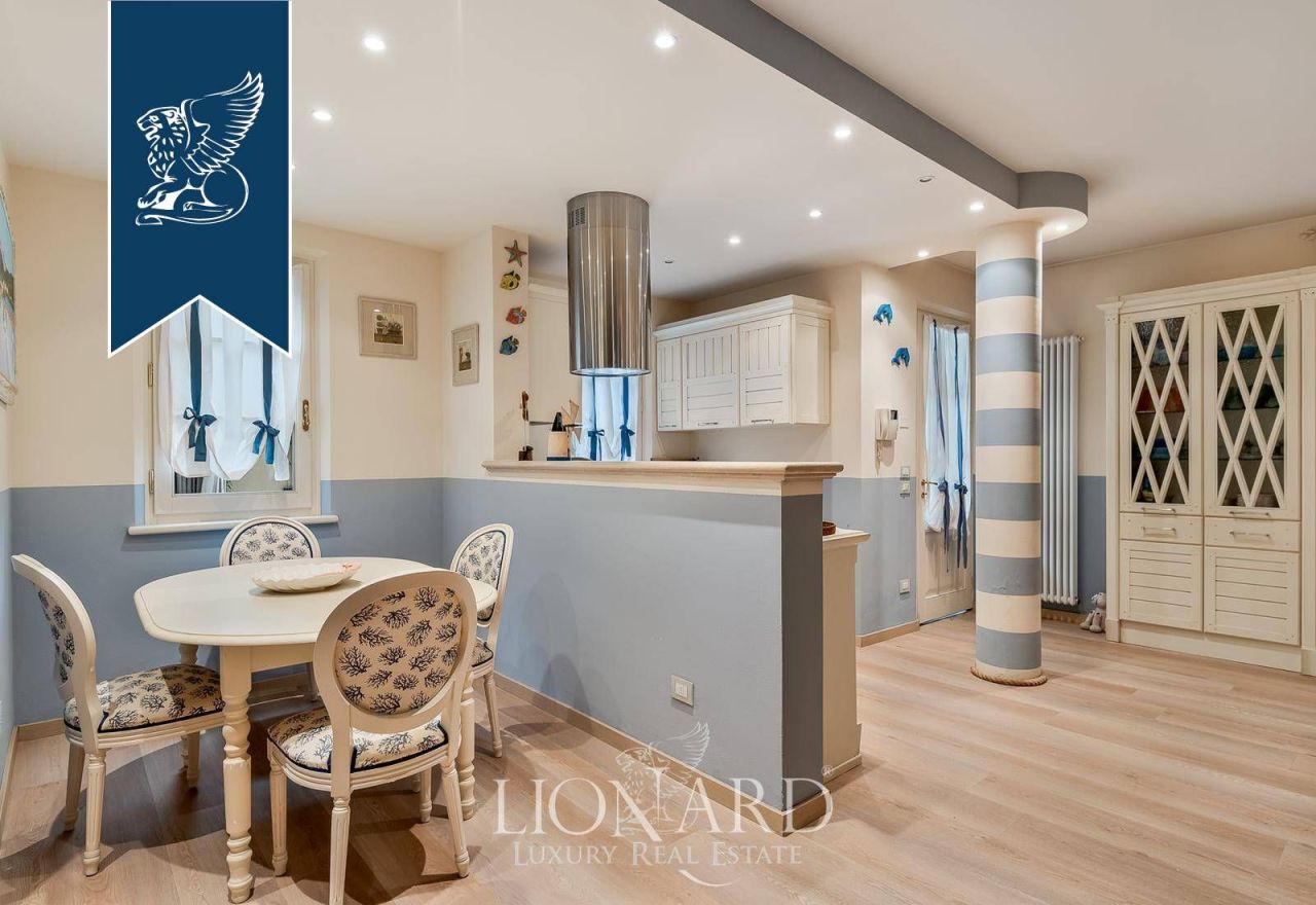 Вилла в Форте деи Марми, Италия, 175 м² - фото 7