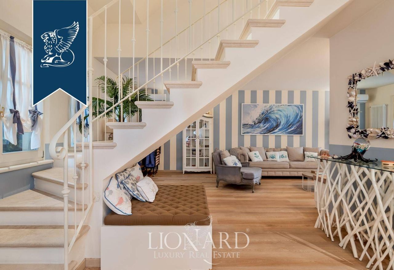 Вилла в Форте деи Марми, Италия, 175 м² - фото 10