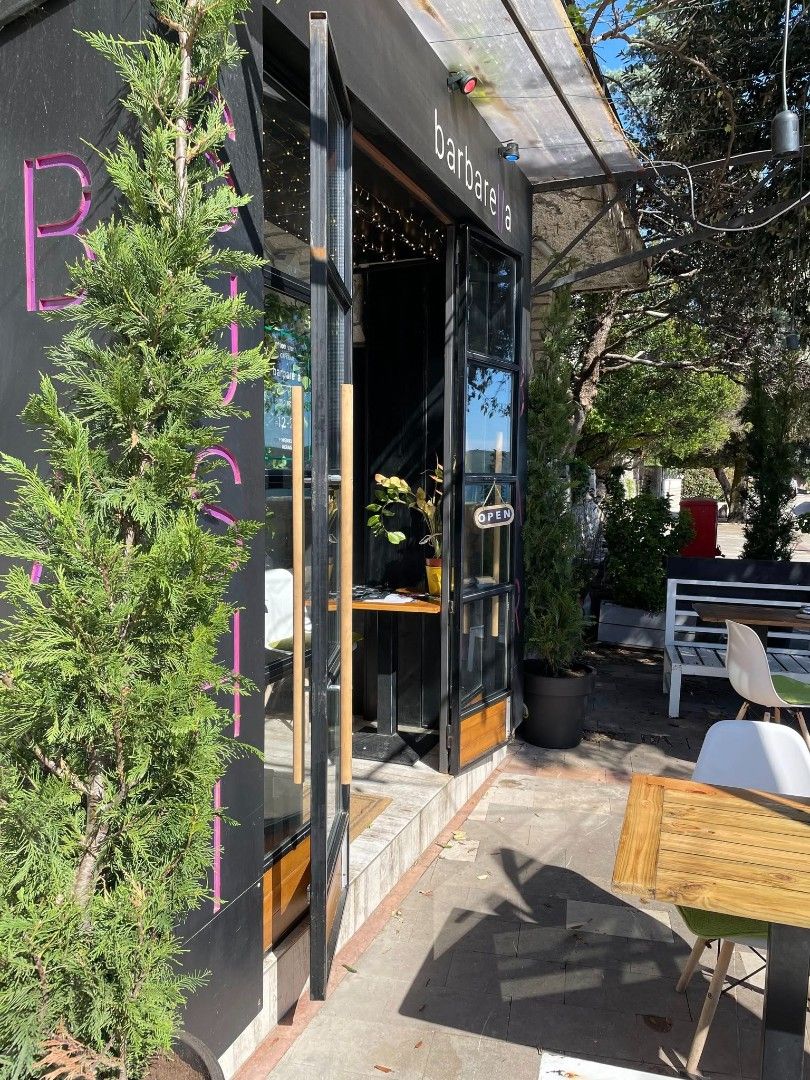 Кафе, ресторан в Херцег-Нови, Черногория, 26 м² - фото 3