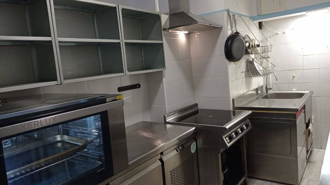 Кафе, ресторан в Херцег-Нови, Черногория, 26 м² - фото 9