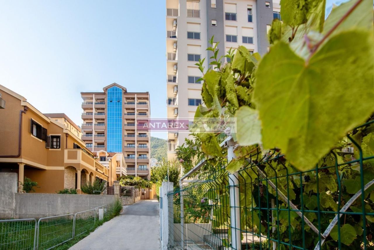 Апартаменты в Будве, Черногория, 51 м² - фото 10