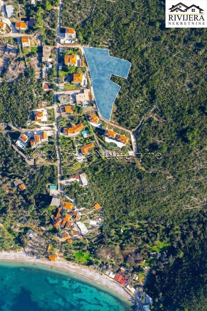 Земля в Херцег-Нови, Черногория, 2 090 м² - фото 4