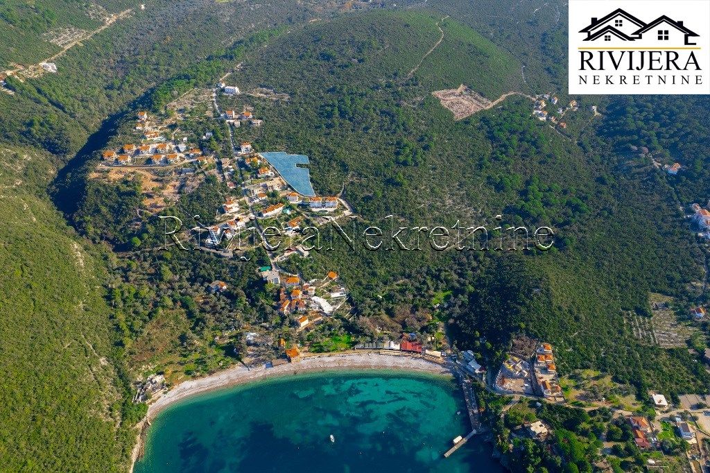 Земля в Херцег-Нови, Черногория, 2 090 м² - фото 6