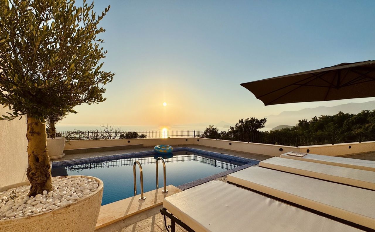 Вилла в Будве, Черногория, 217 м² - фото 2