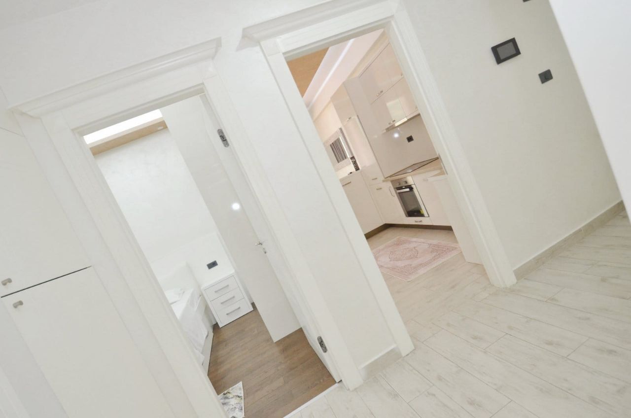 Квартира в Будве, Черногория, 90 м² - фото 13