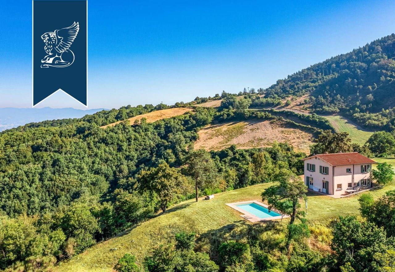 Ферма во Флоренции, Италия, 4 000 м² - фото 2