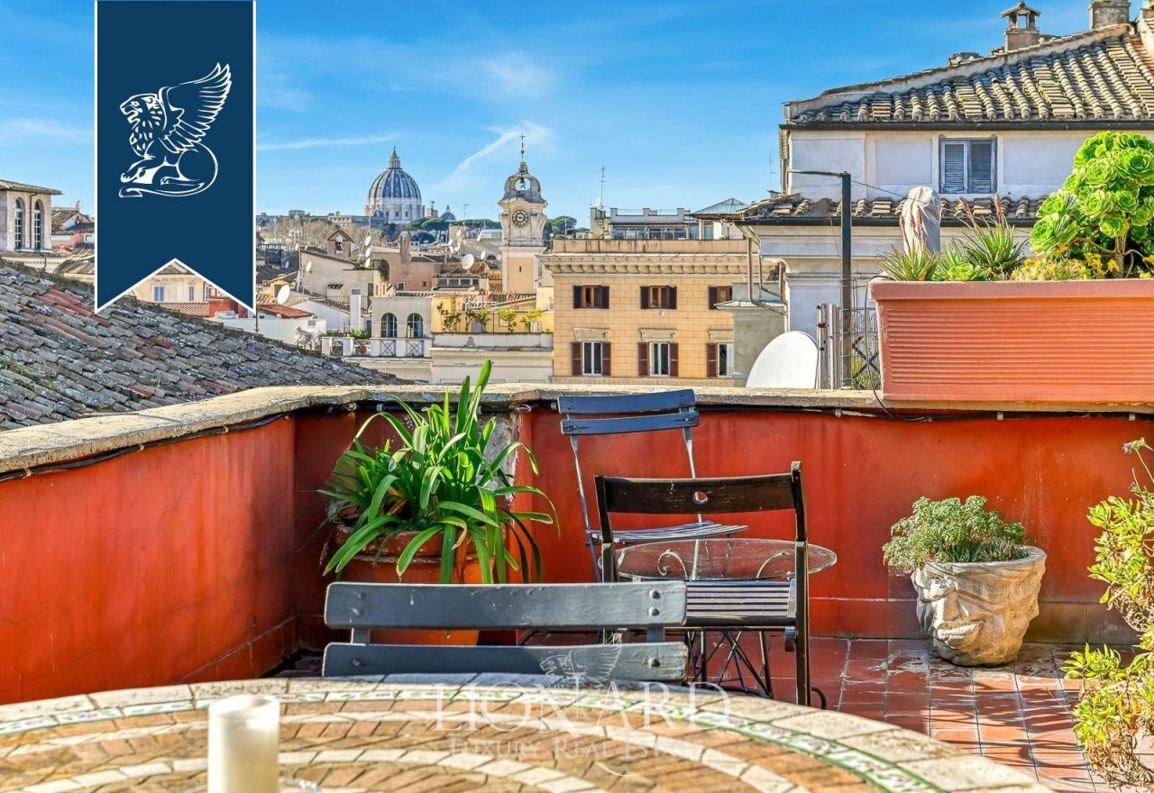 Апартаменты в Риме, Италия, 90 м² - фото 2