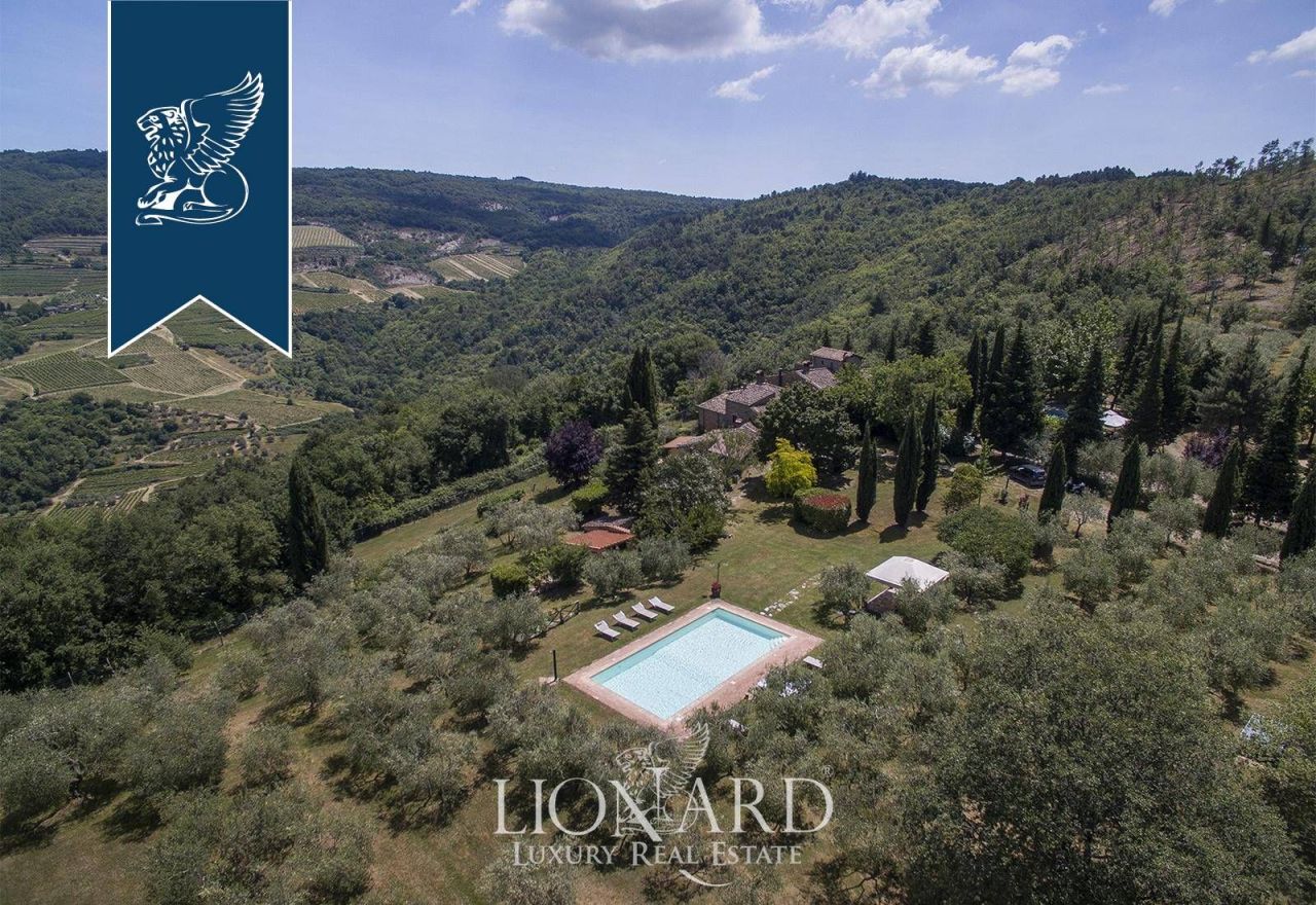 Ферма в Греве-ин-Кьянти, Италия, 393 м² - фото 2