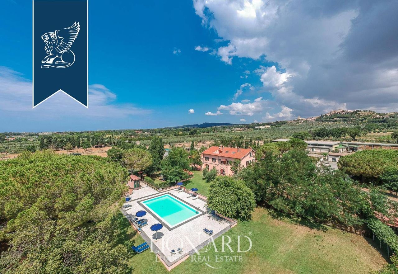 Ферма в Кастеллина-Мариттима, Италия, 1 220 м² - фото 2