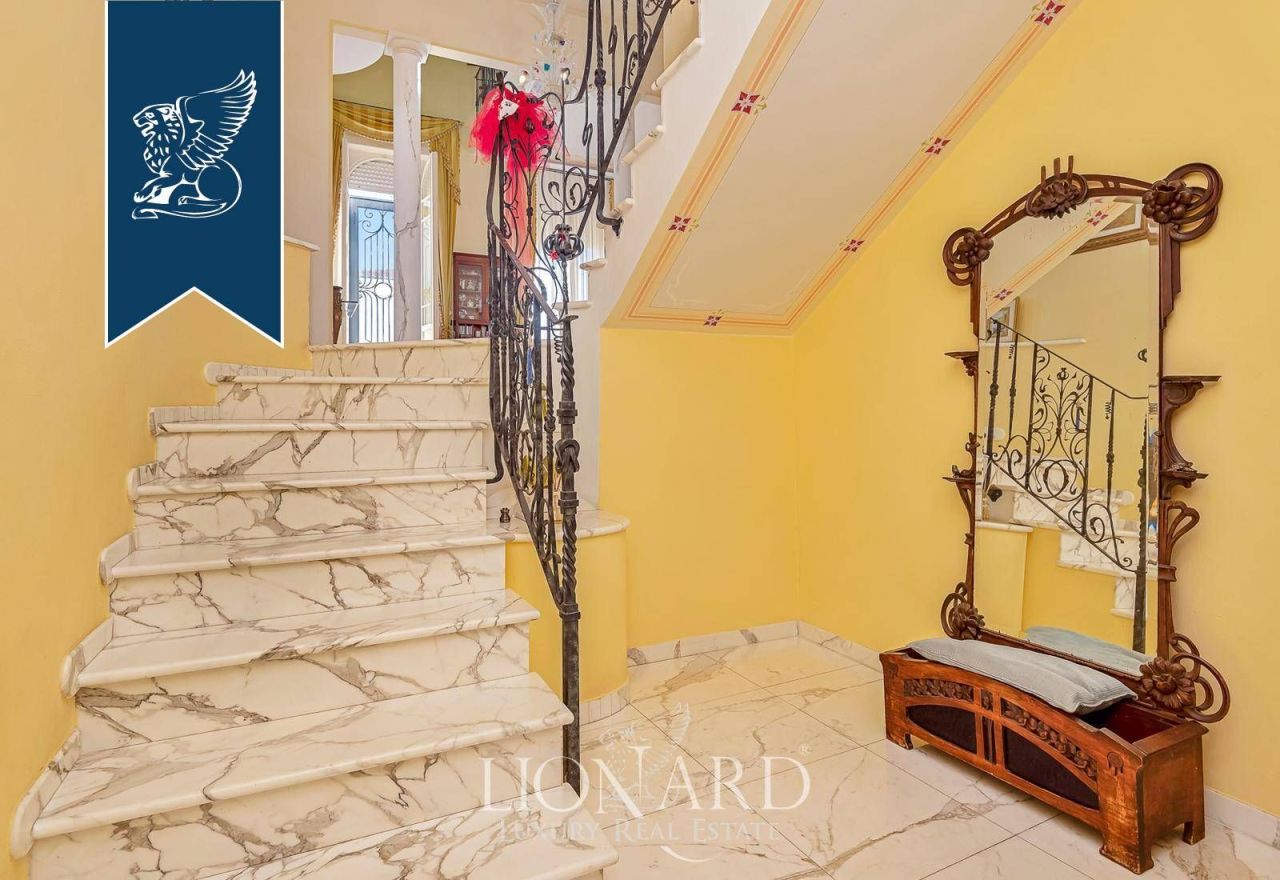 Вилла в Пизе, Италия, 400 м² - фото 2