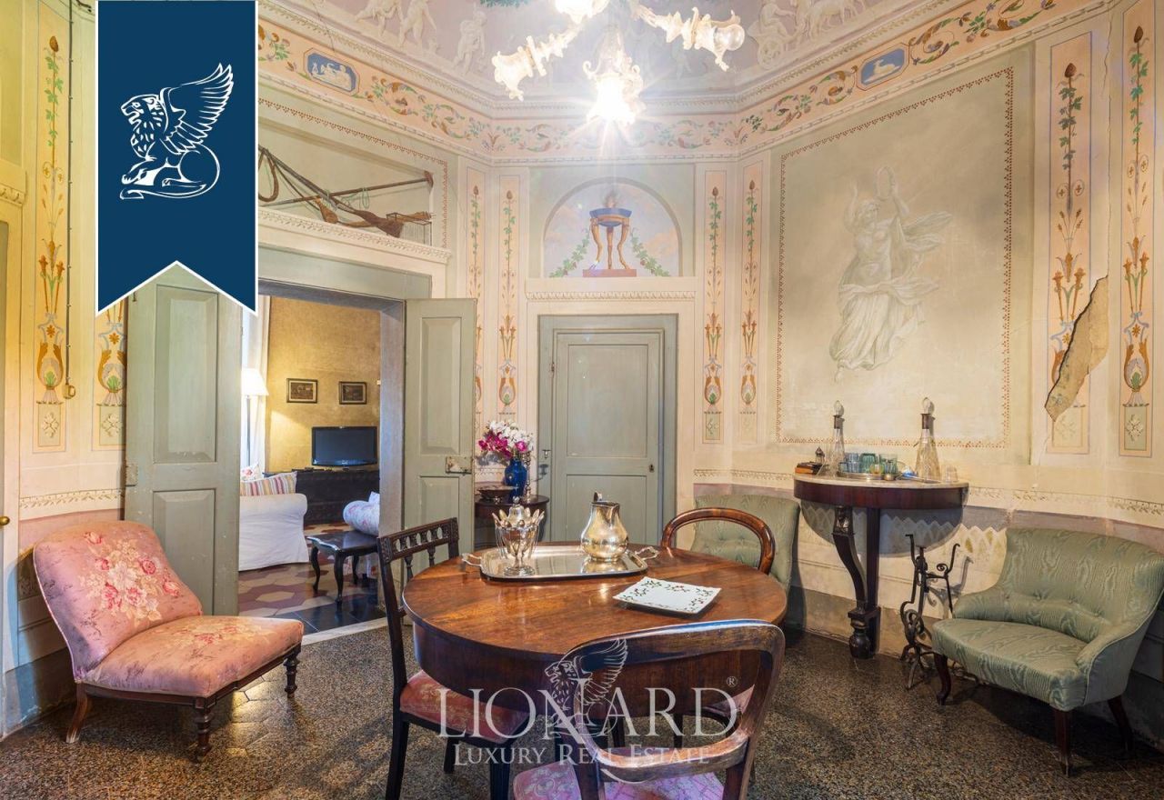 Вилла в Ливорно, Италия, 1 527 м² - фото 2