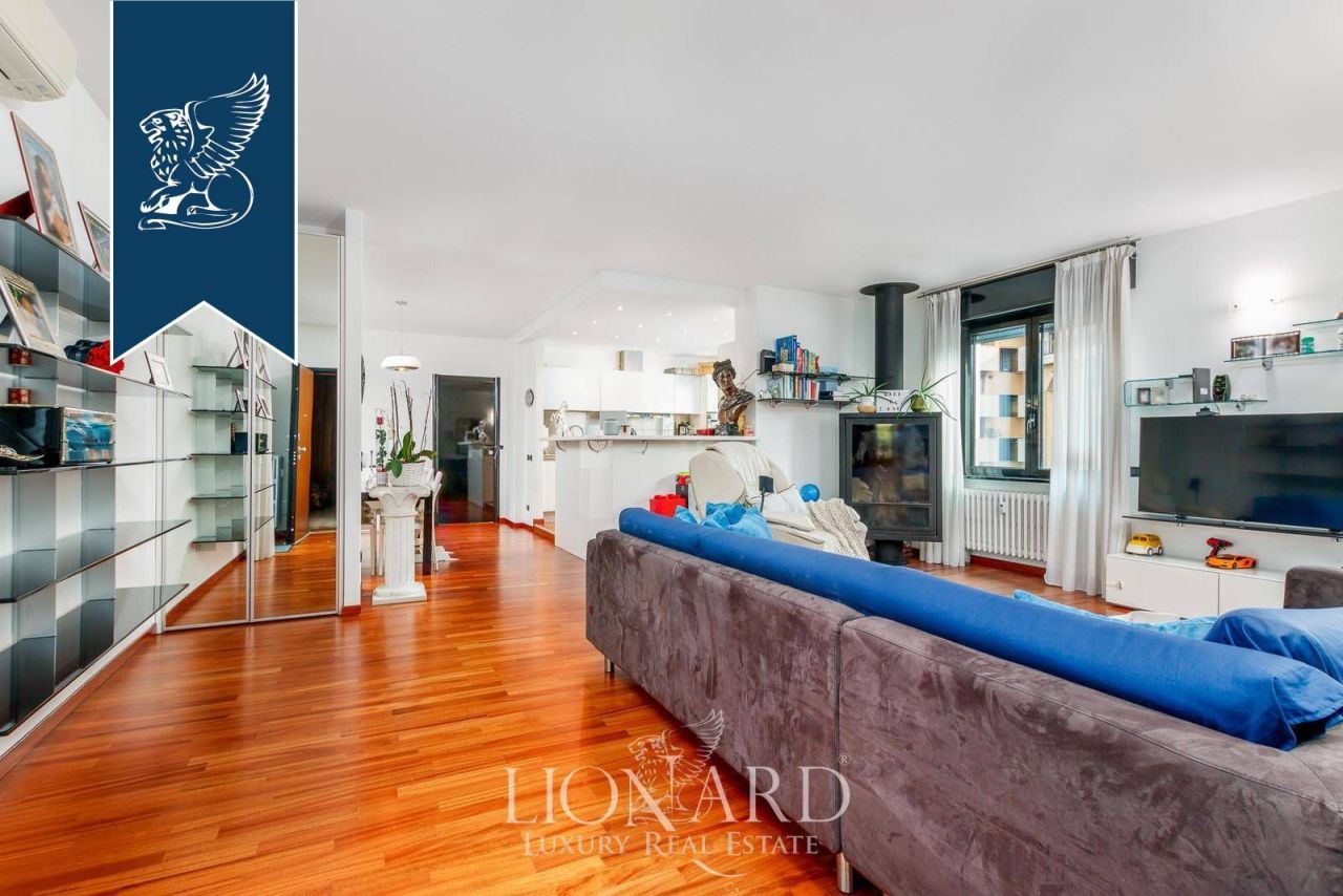 Апартаменты в Бергамо, Италия, 200 м² - фото 2