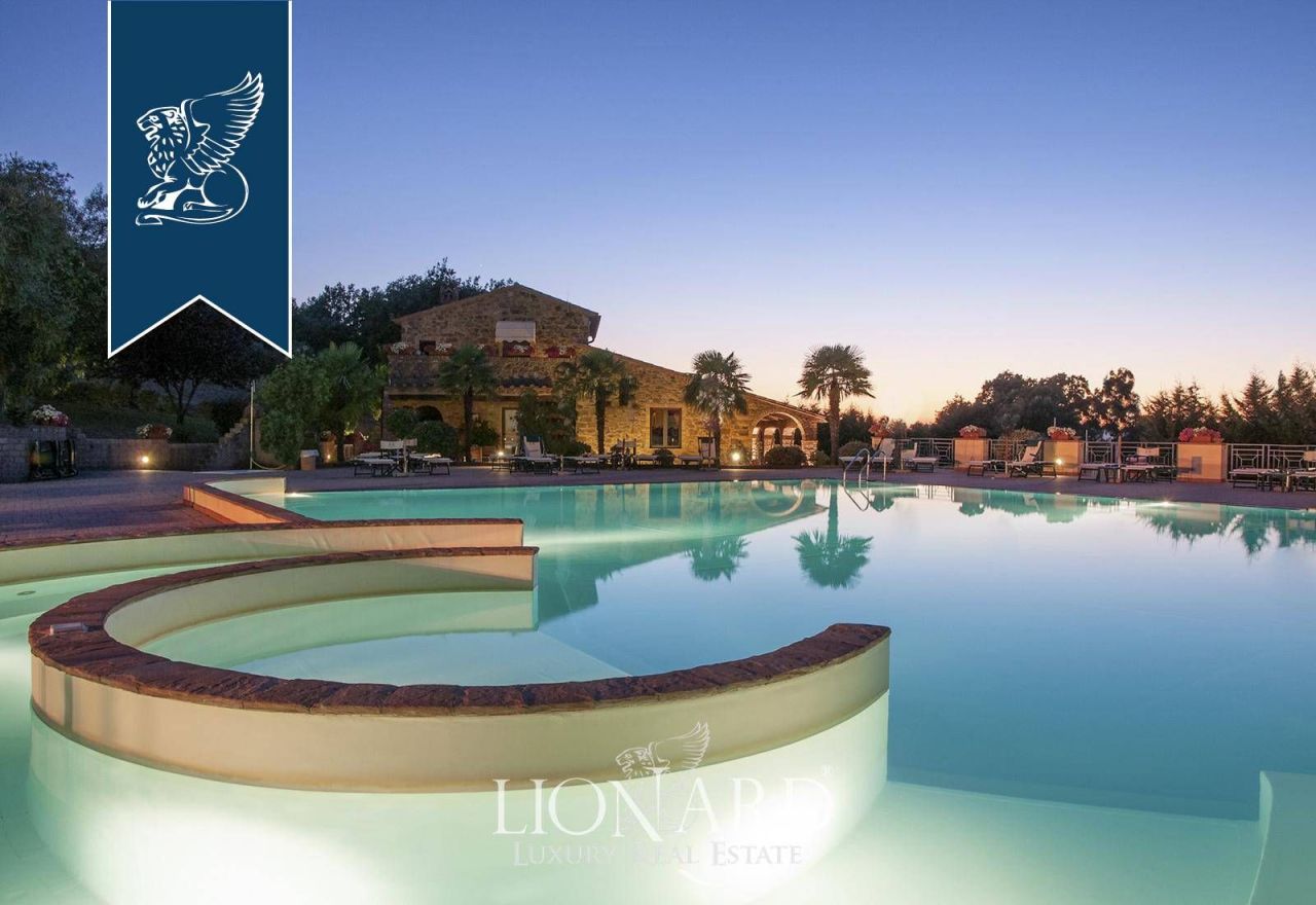 Отель, гостиница в Гроссето, Италия, 4 200 м² - фото 2