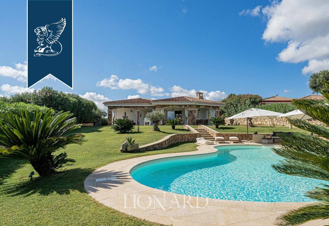 Вилла в Палау, Италия, 200 м² - фото 2