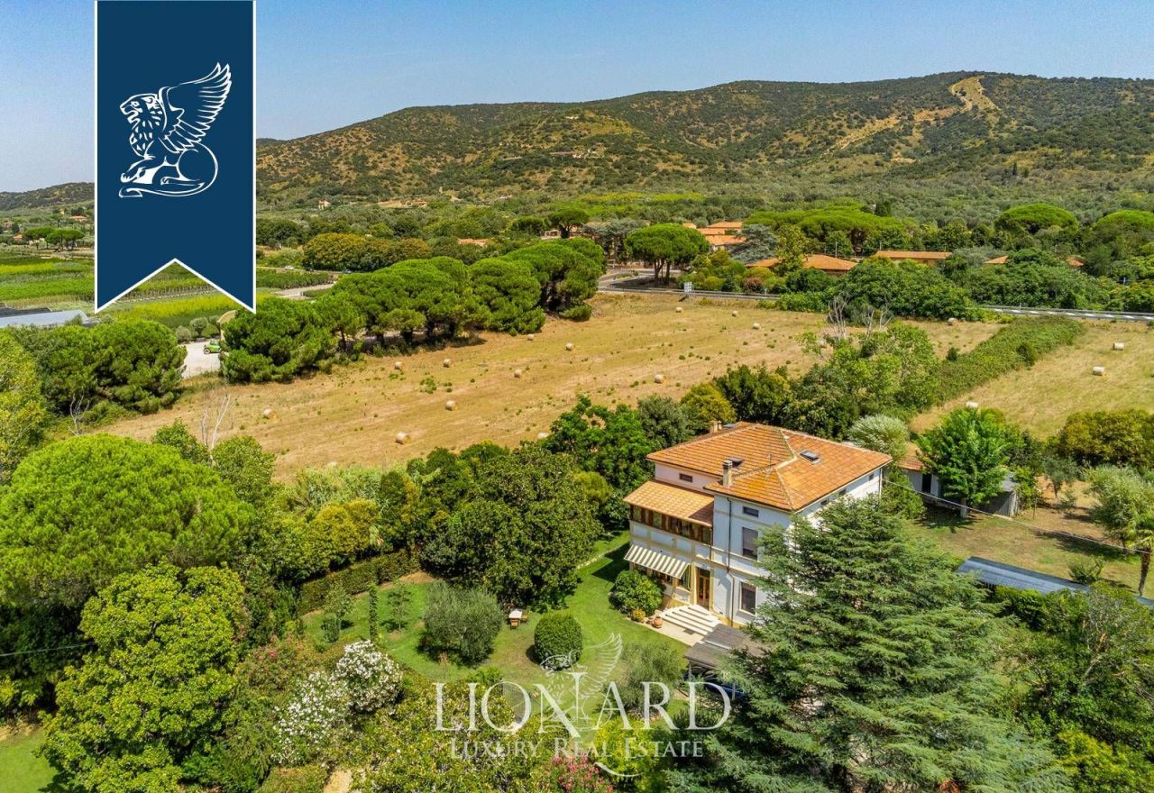 Вилла в Орбетелло, Италия, 223 м² - фото 2