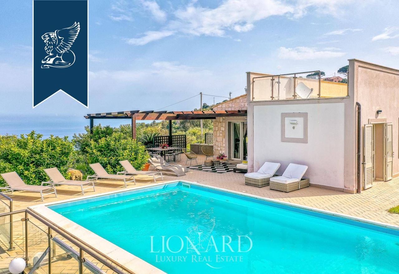 Вилла в Чефалу, Италия, 262 м² - фото 2